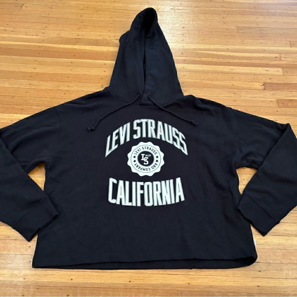 Levi’s Women’s Sam Hoodie black cropped